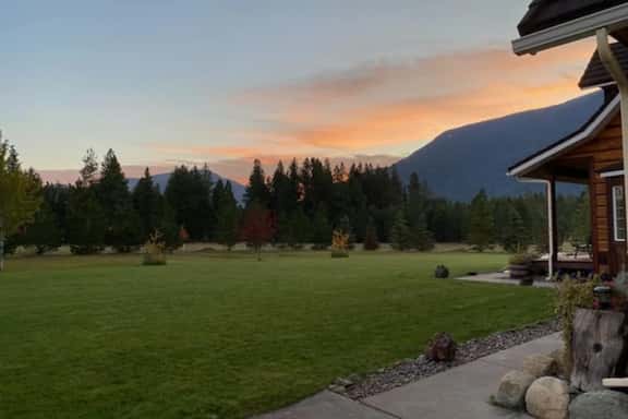 Beautiful Family Friendly Home Close to GNP! - Image 1