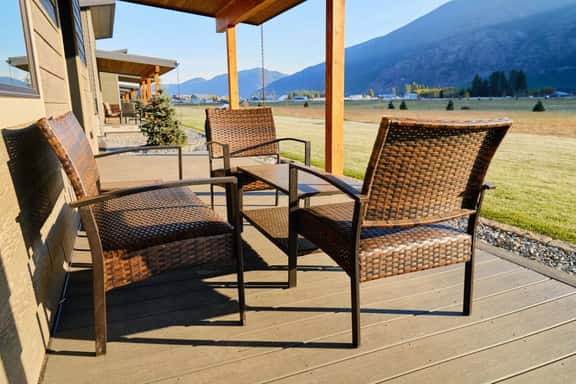 Hash Cabin- Stunning Mountain Views, Close to GNP! - Image 1